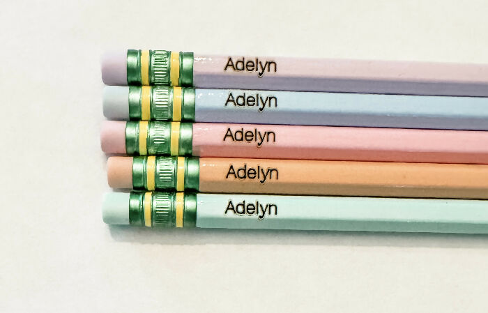 Pastel 10 pack engraved pencils