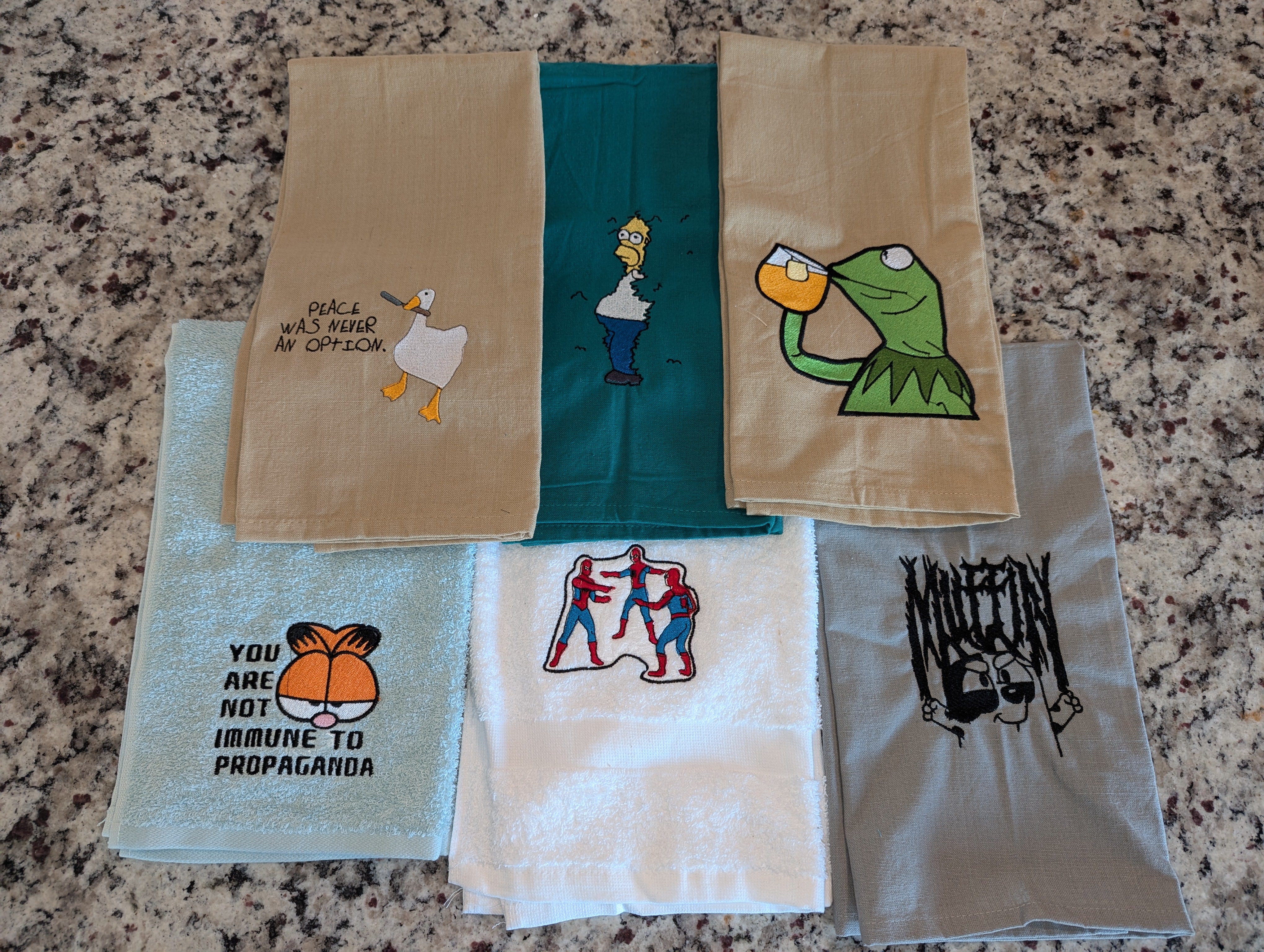 Propaganda Garfield Embroidered Terry Towel