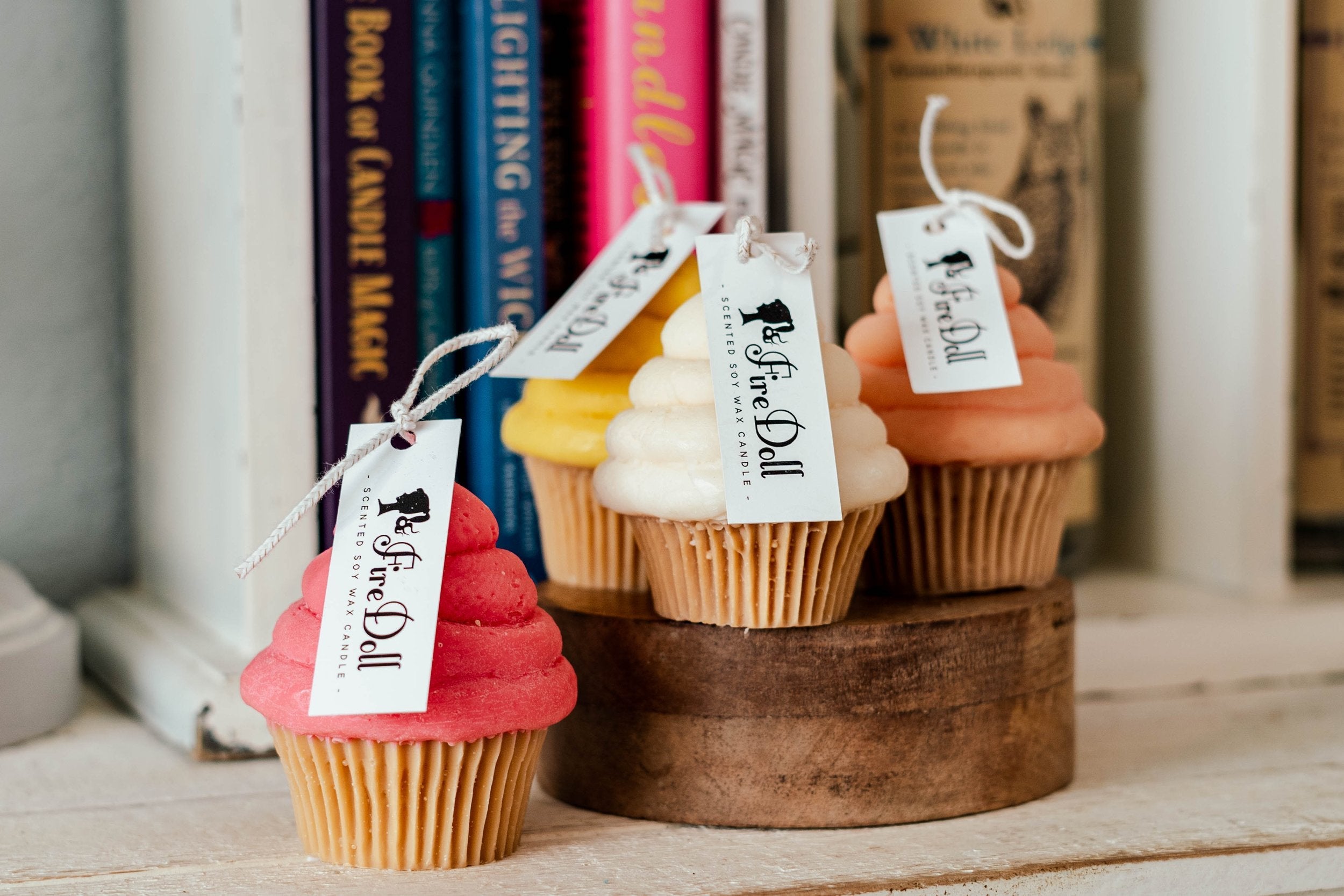 Adorable Soy Wax Cupcake Candles: Vanilla / Birthday Cake