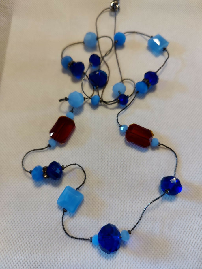 N #400 A 41-1/2 inch Blues and Red Glass Beads