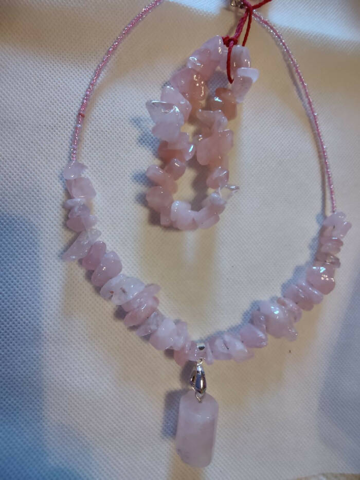 NB #398 X-L Quartz Rose Quartz 19 inch Necklace, Stretch Bracelet