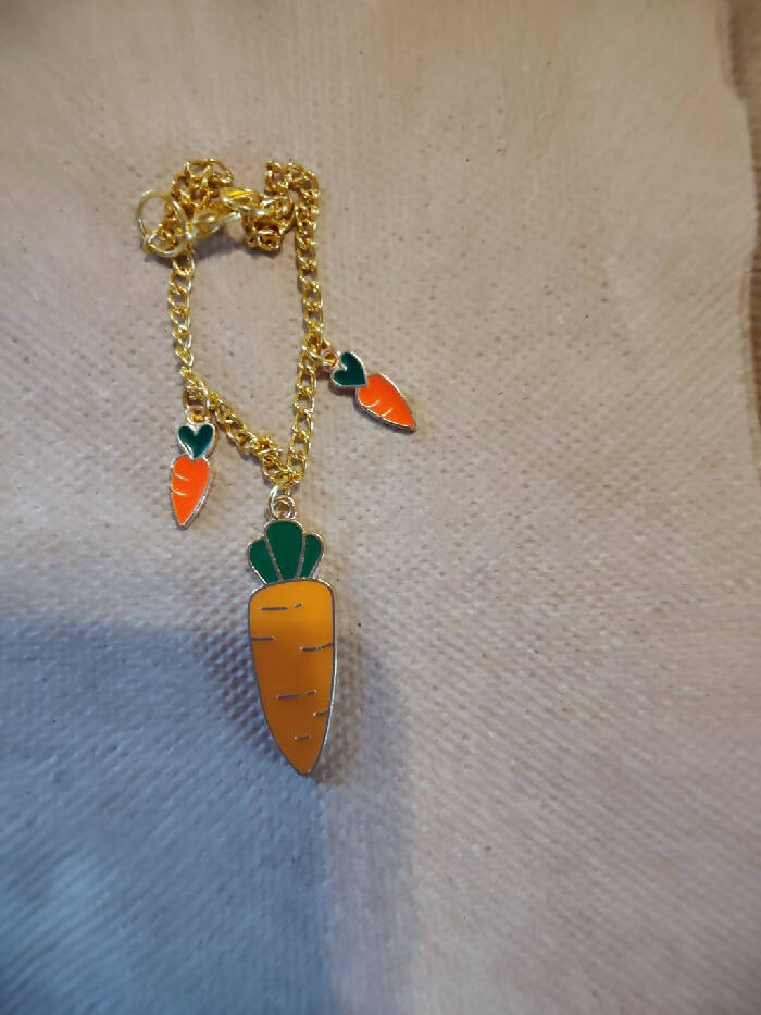 EB #11 Gold tone 6-3/4 inch. Enamel Gold Carrots