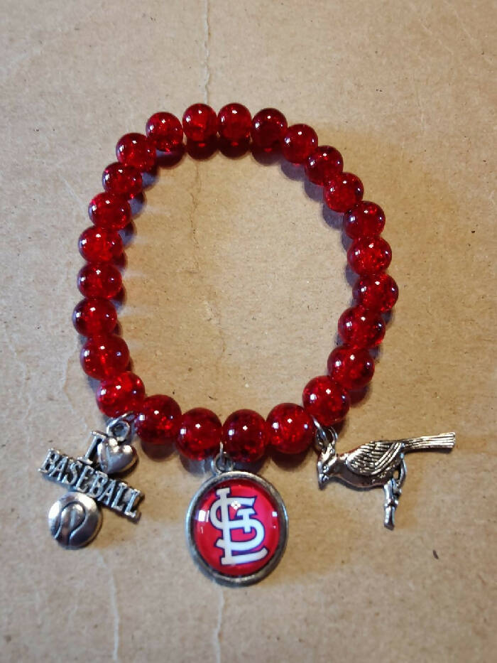 CARD #2024-2 Stretch Cord, Red Crackle Beads, LOGO + Charms